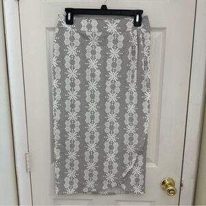 Rip Skirt Hawaii Length 3 Midi Wrap Skirt Size XS Gray Floral Lei Print Swim